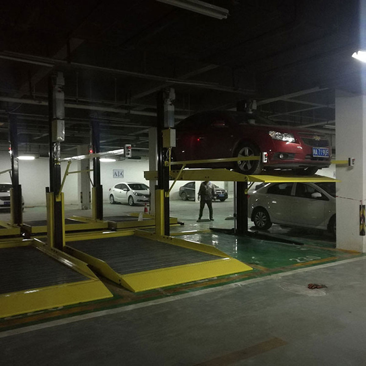 自貢地下室機(jī)械式立體車庫改造