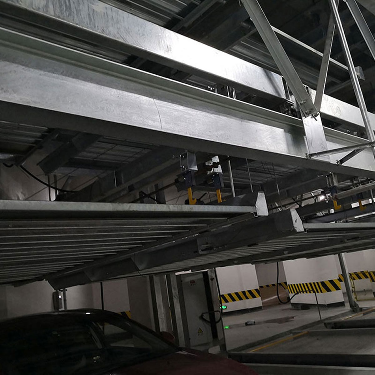 永昌室內(nèi)立體車庫停車設備租賃